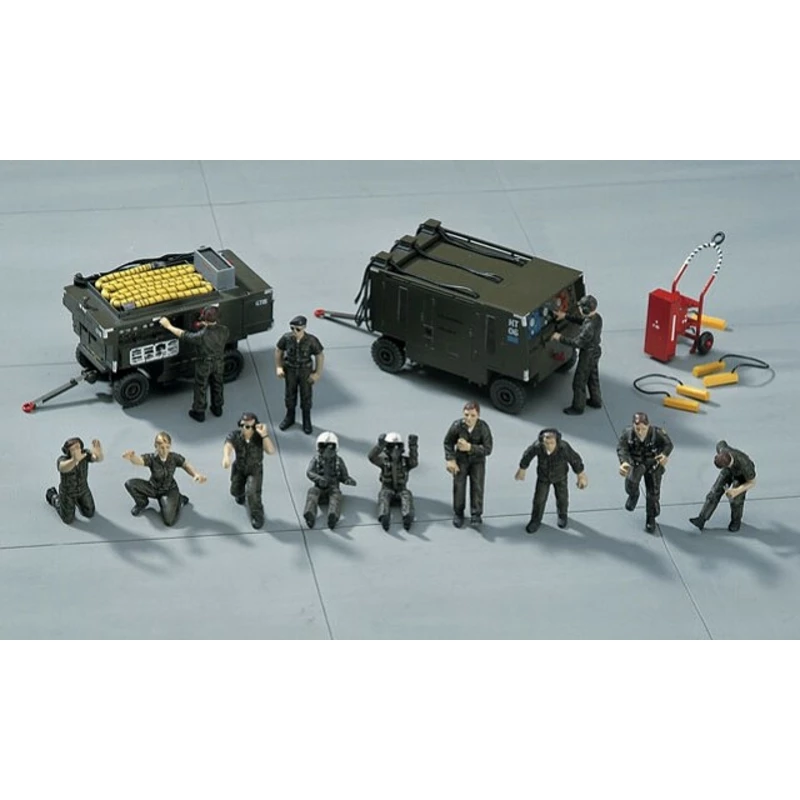 Hasegawa US Ground Crew Set A (11 figurek + technika) 1/48